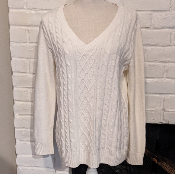 Karen Scott Sweaters - Karen Scott White Cable Knit Pullover Sweater